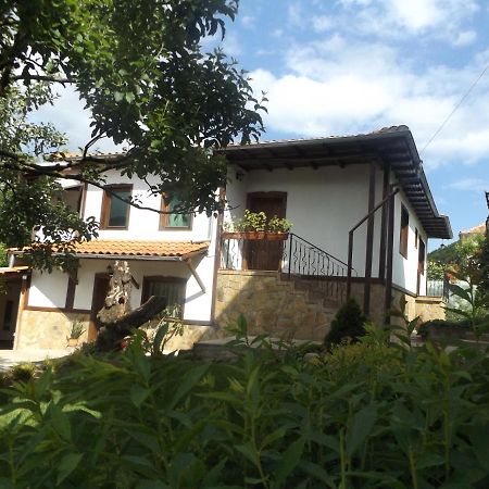 Къща Речен Шепот Kalofer Exterior foto