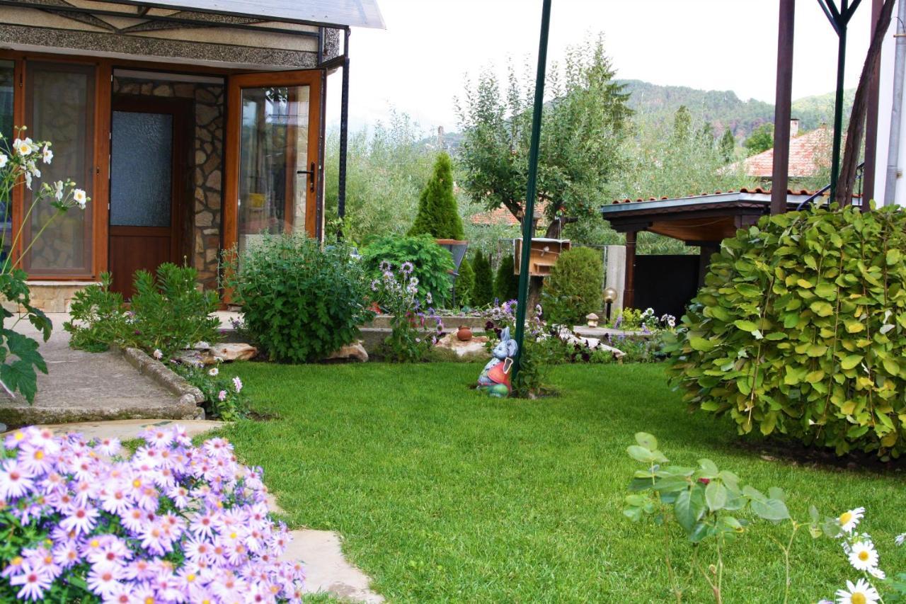 Къща Речен Шепот Kalofer Exterior foto